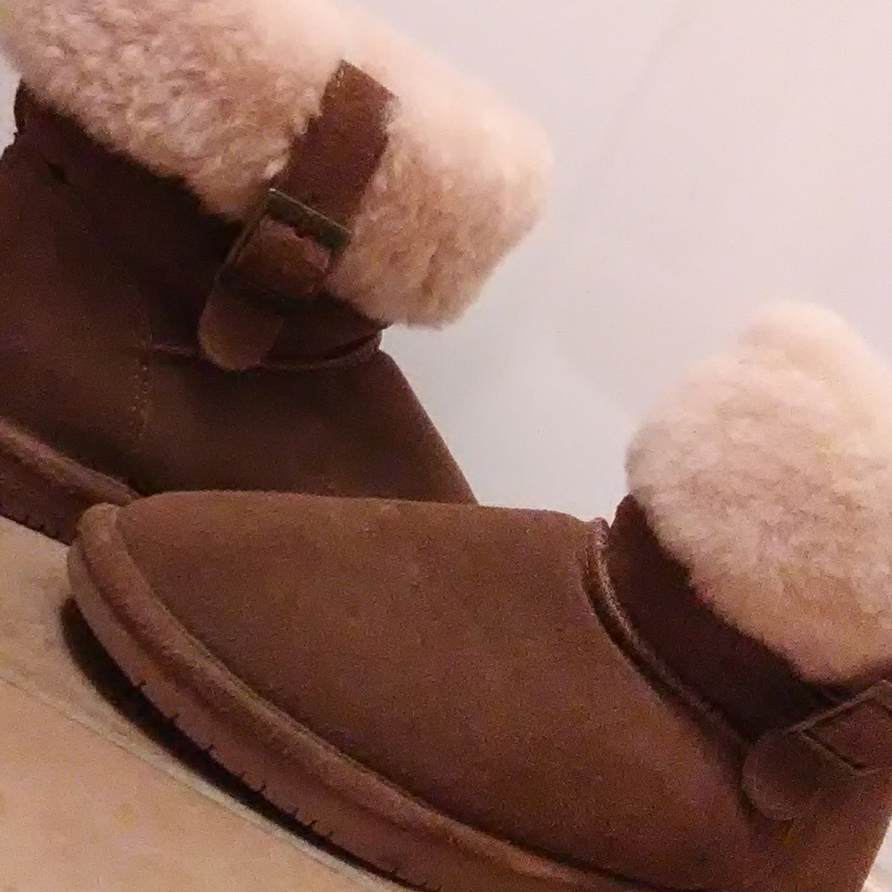 Womens Bearpaw Boot